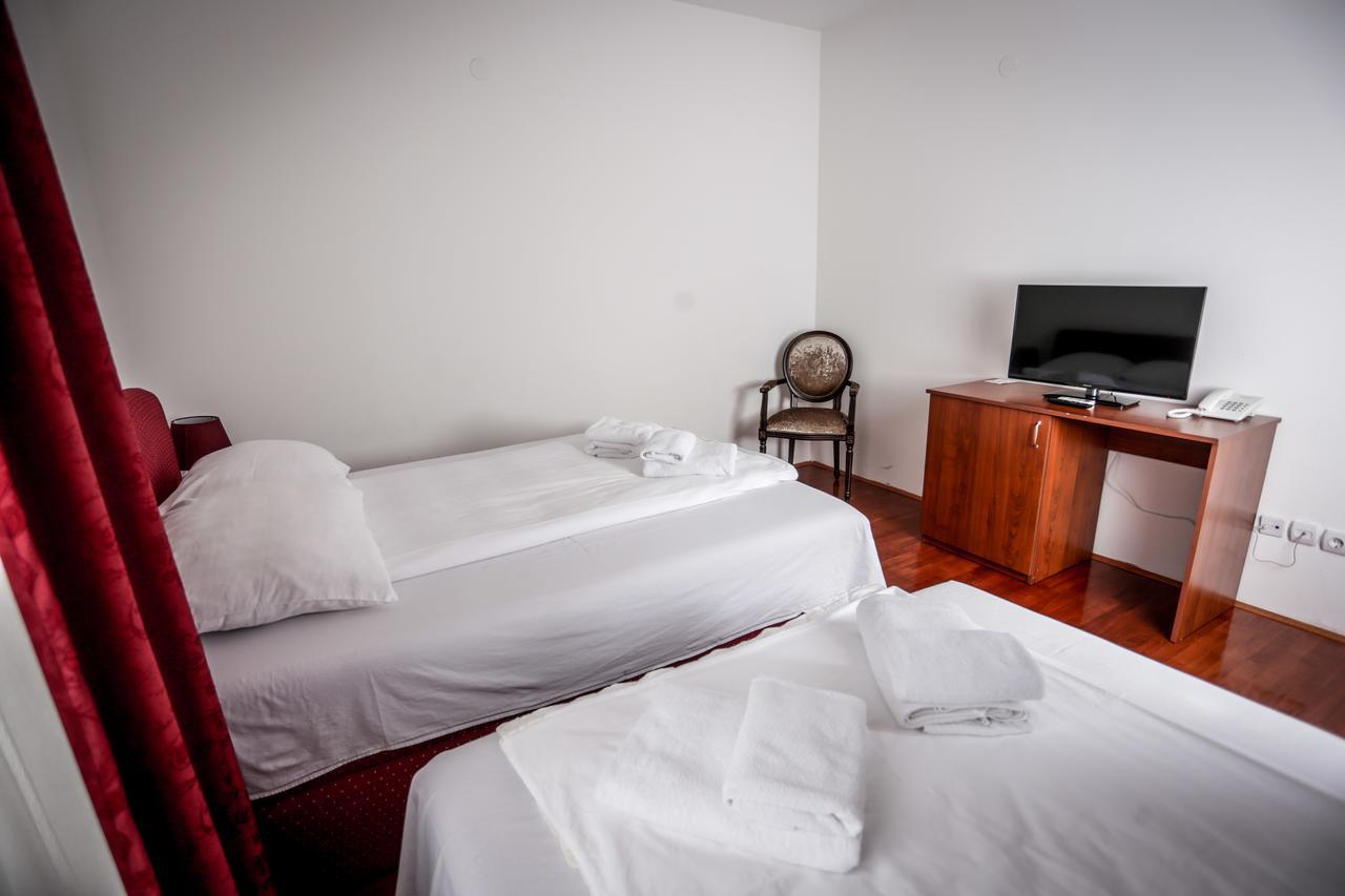 Hotel Bob SJJ Eksteriør bilde